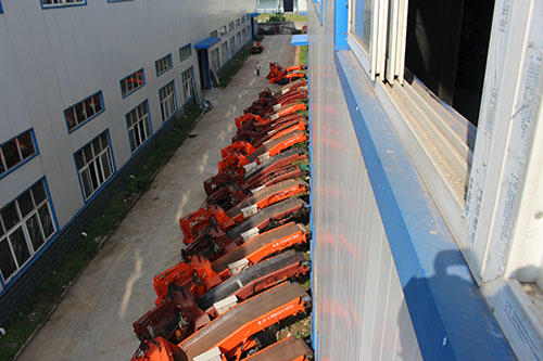 冠盛機(jī)械 生產(chǎn)扒渣機(jī)機(jī)械產(chǎn)品的專業(yè)廠家